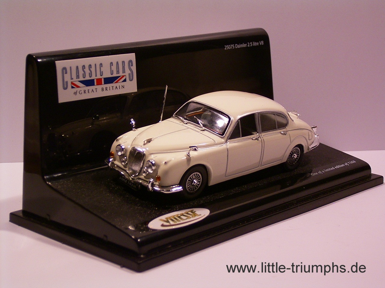 Daimler 2,5 litre V 8